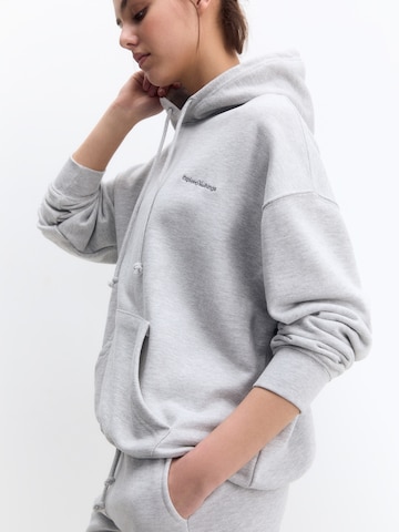 Pull&Bear Sweatshirt in Grijs