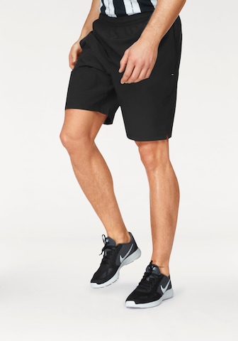 EASTWIND Regular Funktionsshorts in Schwarz: predná strana