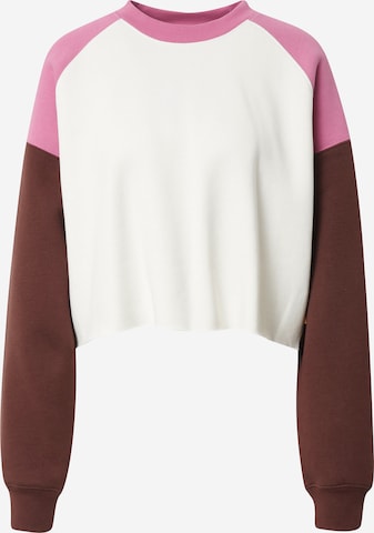 LEVI'S ® Sweatshirt 'Graphic Campout Crew' in Wit: voorkant