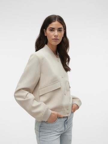 VERO MODA Övergångsjacka 'Amala' i beige