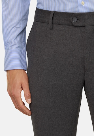Coupe slim Pantalon à plis Boggi Milano en gris