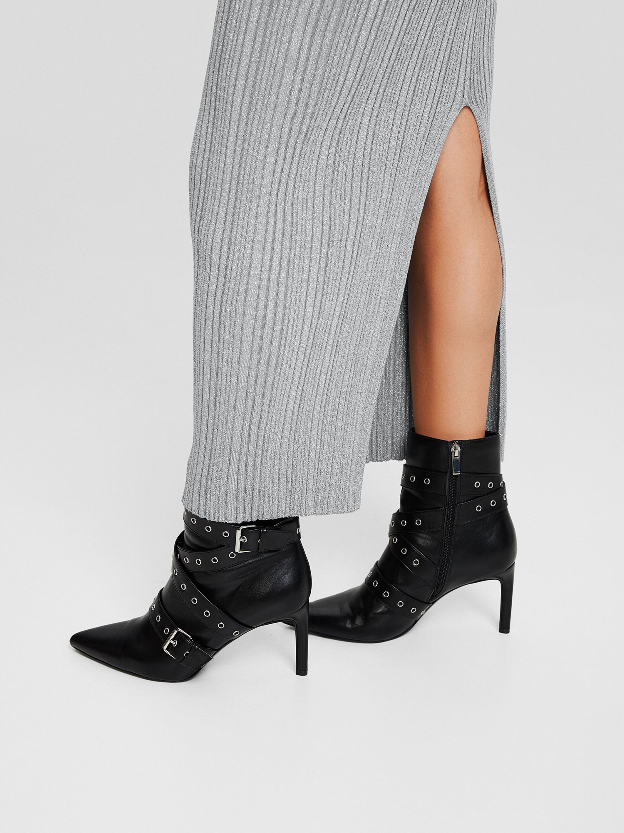 Jupe Bershka en Gris ABOUT YOU