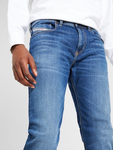 DIESEL Slimfit Jeans '1979 SLEENKER' in Blauw