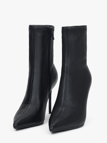 Ankle boots '959-566' di Estro in nero