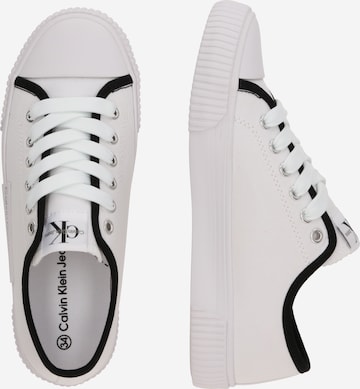 Calvin Klein Jeans Sneaker i vit
