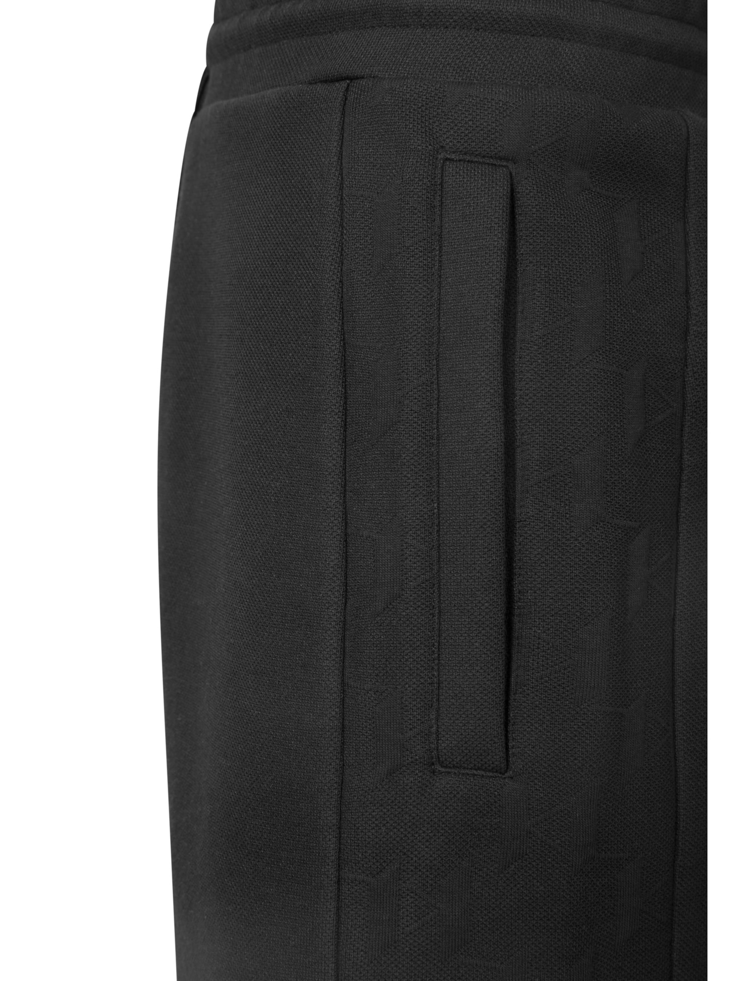 regular Pantaloni di Karl Lagerfeld in nero: lato