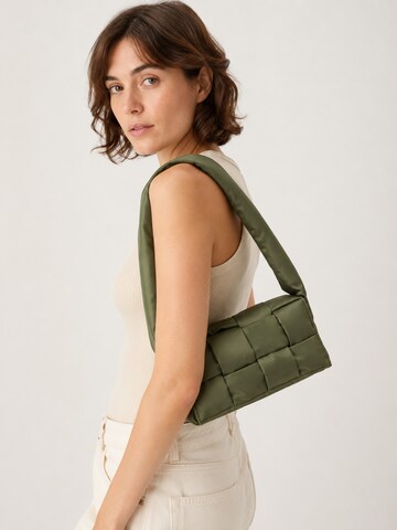 COLLEZIONE ALESSANDRO Shoulder Bag 'Recycle' in Green