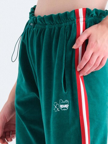 Rockupy Regular Workout Pants 'Violaine' in Green