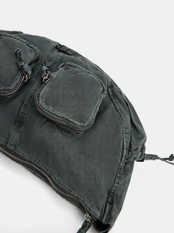 Pull&Bear Schultertasche in Grau