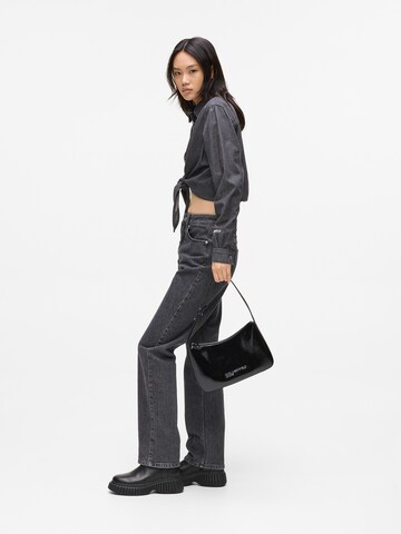 KARL LAGERFELD JEANS Válltáskák - fekete: elől