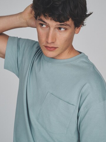 The Set T-Shirt in Blau