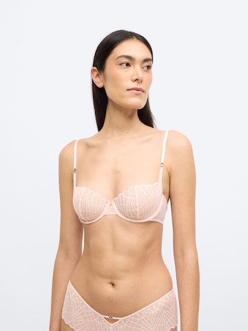 TRIUMPH Μπαλκονέ Σουτιέν 'That Night In Vegas' σε λευκό: μπροστά