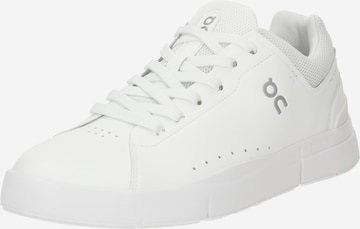 On Running shoe 'The Roger Advantage' in White: front