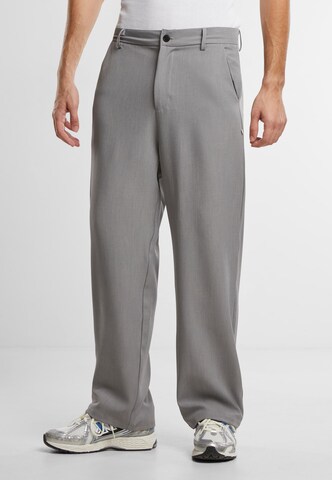 Loosefit Pantalon chino Another Cotton Lab en gris : devant