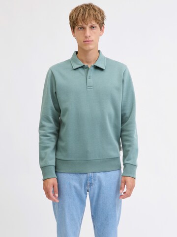 JJ Rebel Collegepaita 'JREBTIER' värissä vihreä: etupuoli