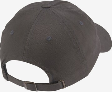 Cappello da baseball di Flexfit in grigio