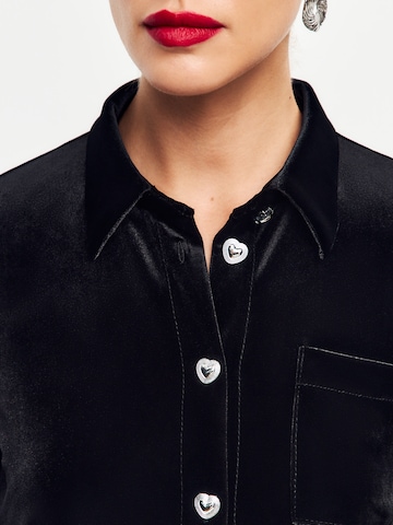Serena Silueta Blouse 'Velvet Shirt' in Zwart