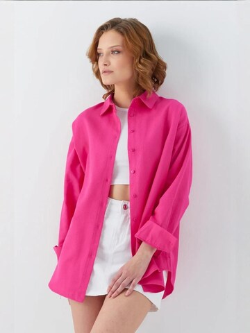 MixRay Blouse in Pink: front