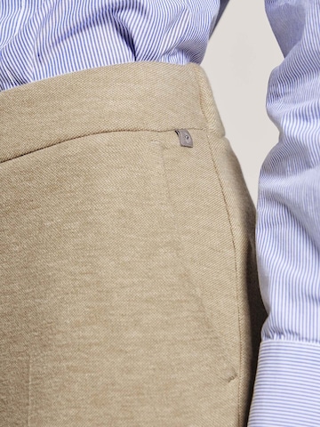 MADELEINE Loosefit Pantalon in Beige