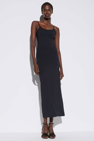Robe No Matter What en noir : devant