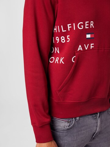 Sweat-shirt TOMMY HILFIGER en rouge