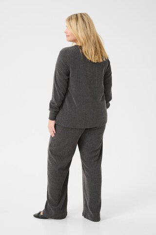 KAFFE CURVE Shirt 'KA Olena' in Grijs