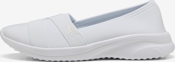 PUMA Slip On in Weiß: Vorderseite