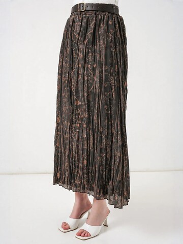Bigdart Skirt in Black