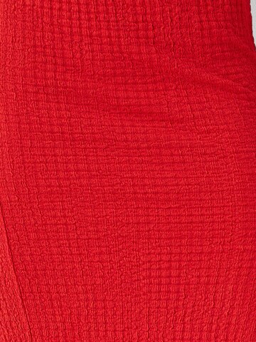 Jupe Bershka en rouge