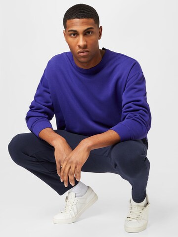 WEEKDAY Sweatshirt in Blau