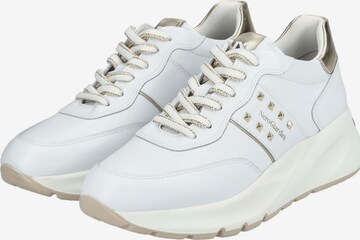 Nero Giardini Sneakers in White