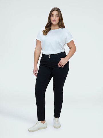 Skinny Jeans di Fiorella Rubino in nero