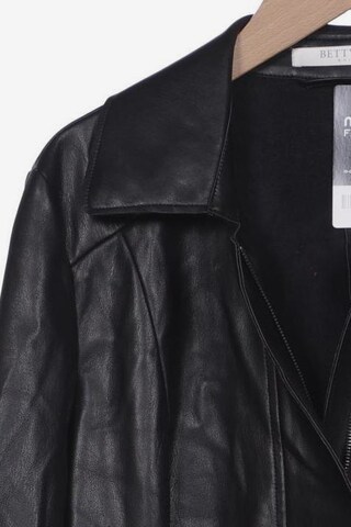 Betty & Co Jacket & Coat in S in Black
