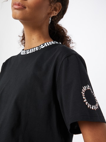 About You x Ellesse - Camisa 'Novo' em preto