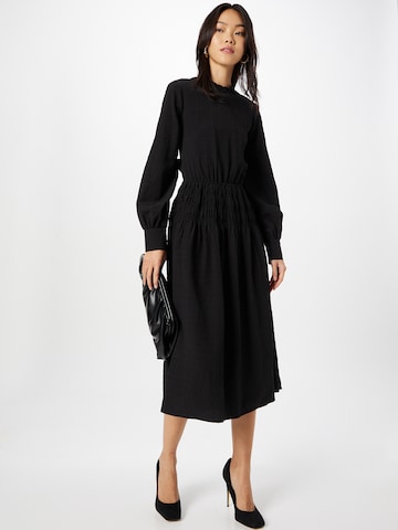 Robe Aligne en noir