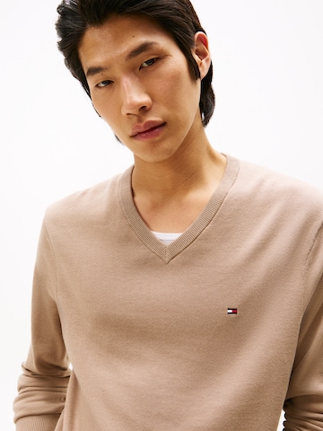 TOMMY HILFIGER Sweater 'ESSENTIAL' in Beige