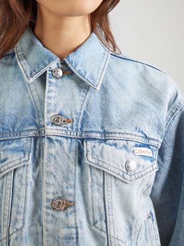 Geacă de primăvară-toamnă '90s' de la Calvin Klein Jeans pe albastru