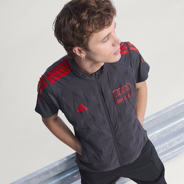 ADIDAS PERFORMANCE Sportovní vesta 'Audi Formula One Team Mechanics' – černá