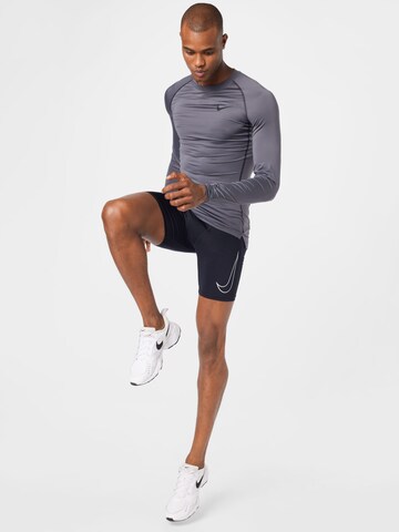 NIKE Regular Fit Funktionsshirt 'Pro Cool' in Grau