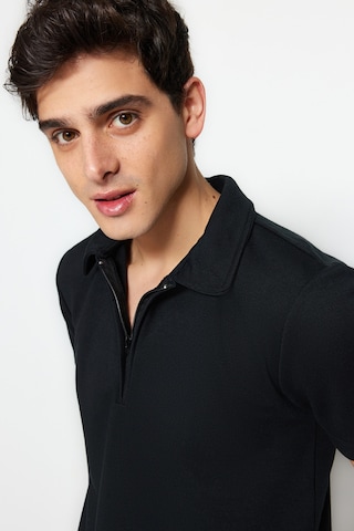 Trendyol Shirt in Black