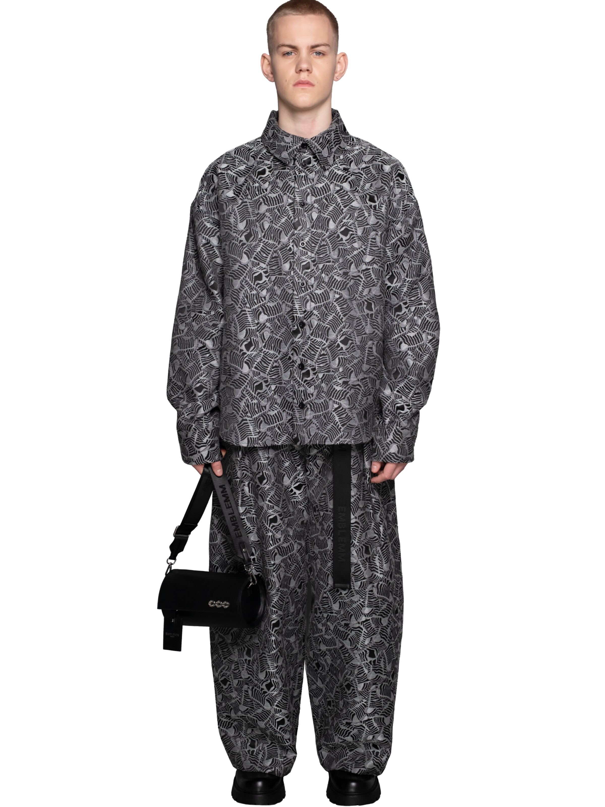 EMBLEMM Schoudertas 'Up My Sleeve Bag' in Zwart