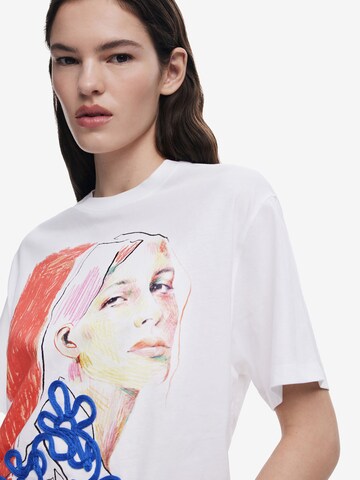 Desigual - Camiseta en blanco