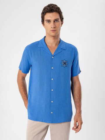 Antioch Regular fit Button Up Shirt in Blue