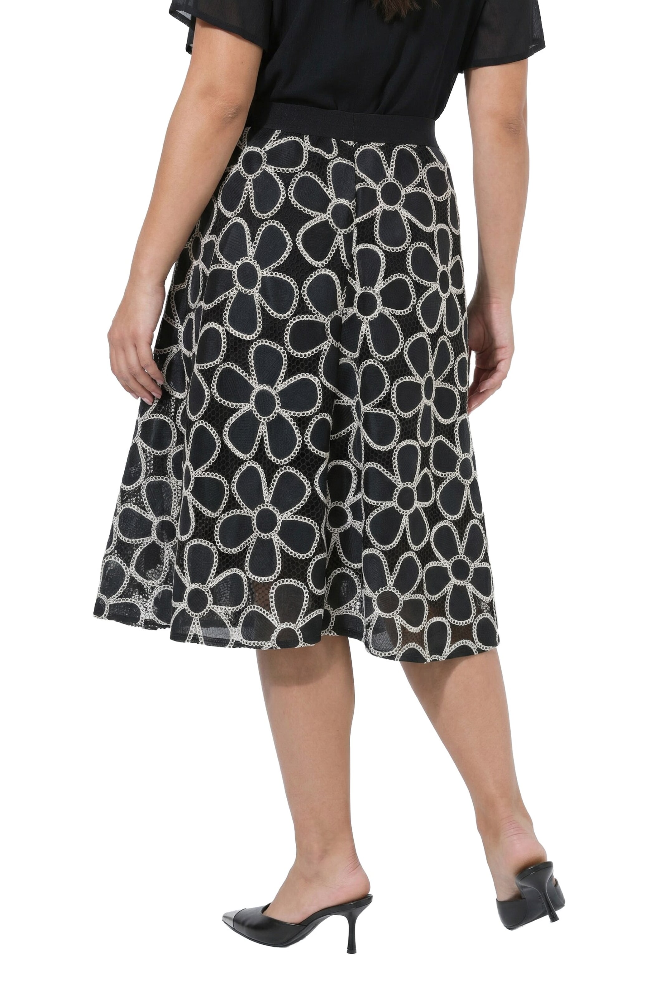 Ulla Popken Skirt in Black