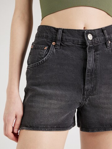 BDG Urban Outfitters - Regular Calças de ganga em preto