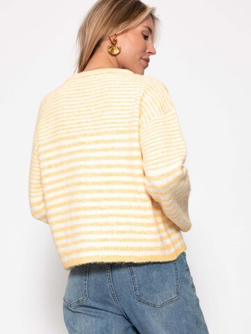 SASSYCLASSY Strickjacke in Gelb