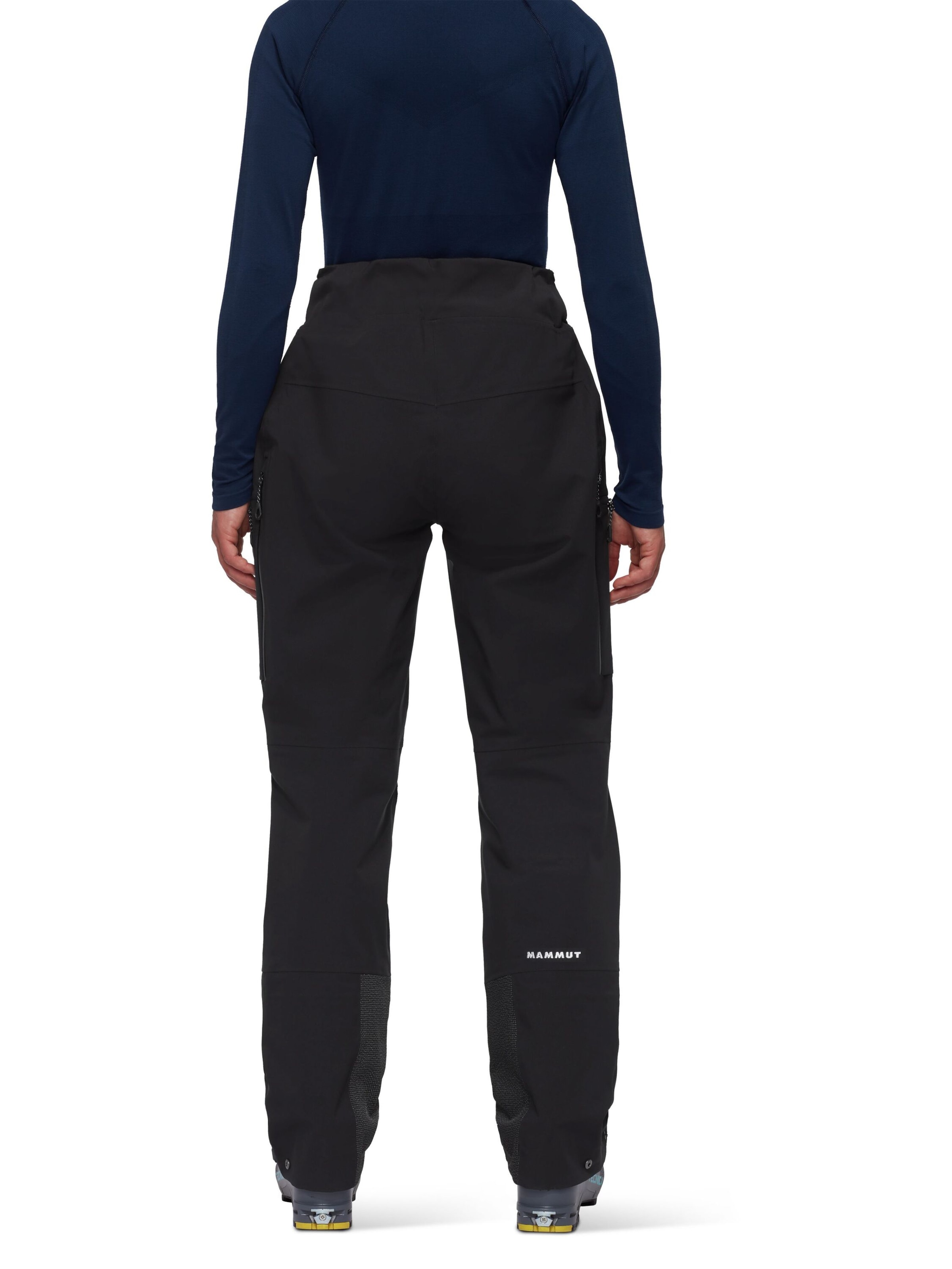 MAMMUT Regular Outdoor Pants in Black