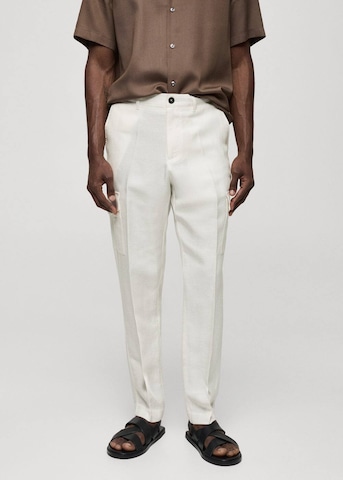 MANGO MAN Slim fit Cargo Pants in White: front