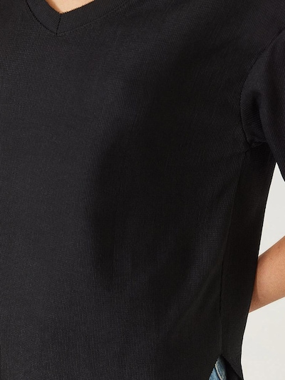 Bianco Lucci Camisa em S em preto, Vista do artigo