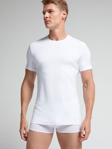 IUMAN Intimissimi Shirt in White